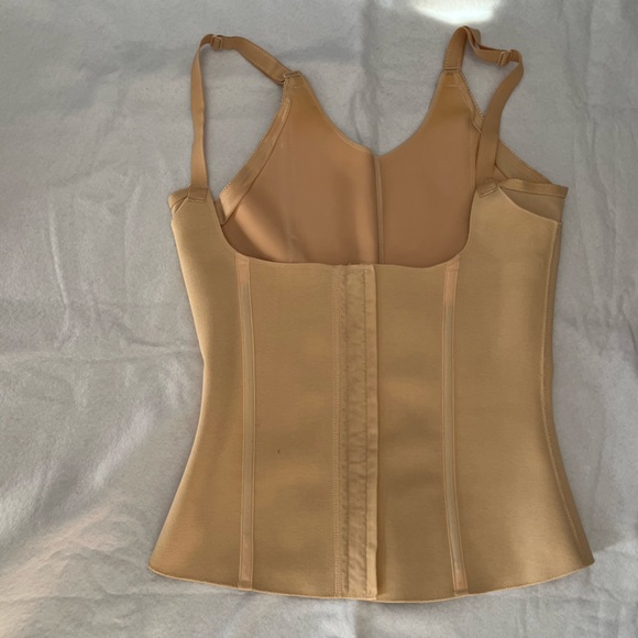 SLIMMING TANK - Picture 10 of 13